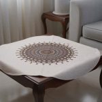 رومیزی دایره‌ای طرح شمسه