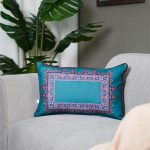 کاور کوسن مستطیلی طرح جیران فیروزه‌ای